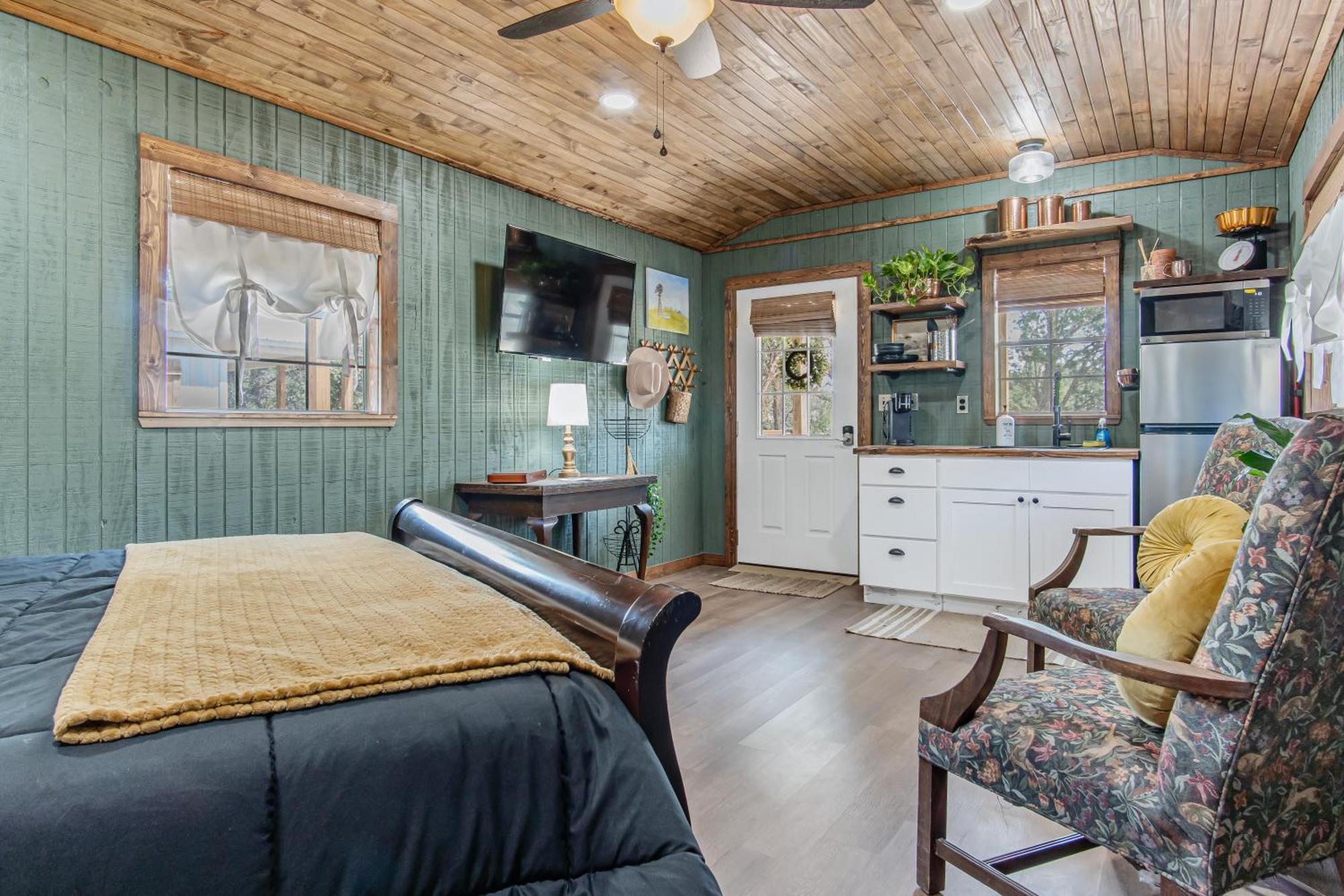 Lucky Star Ranch - Stargazer Hotell Tarpley Eksteriør bilde