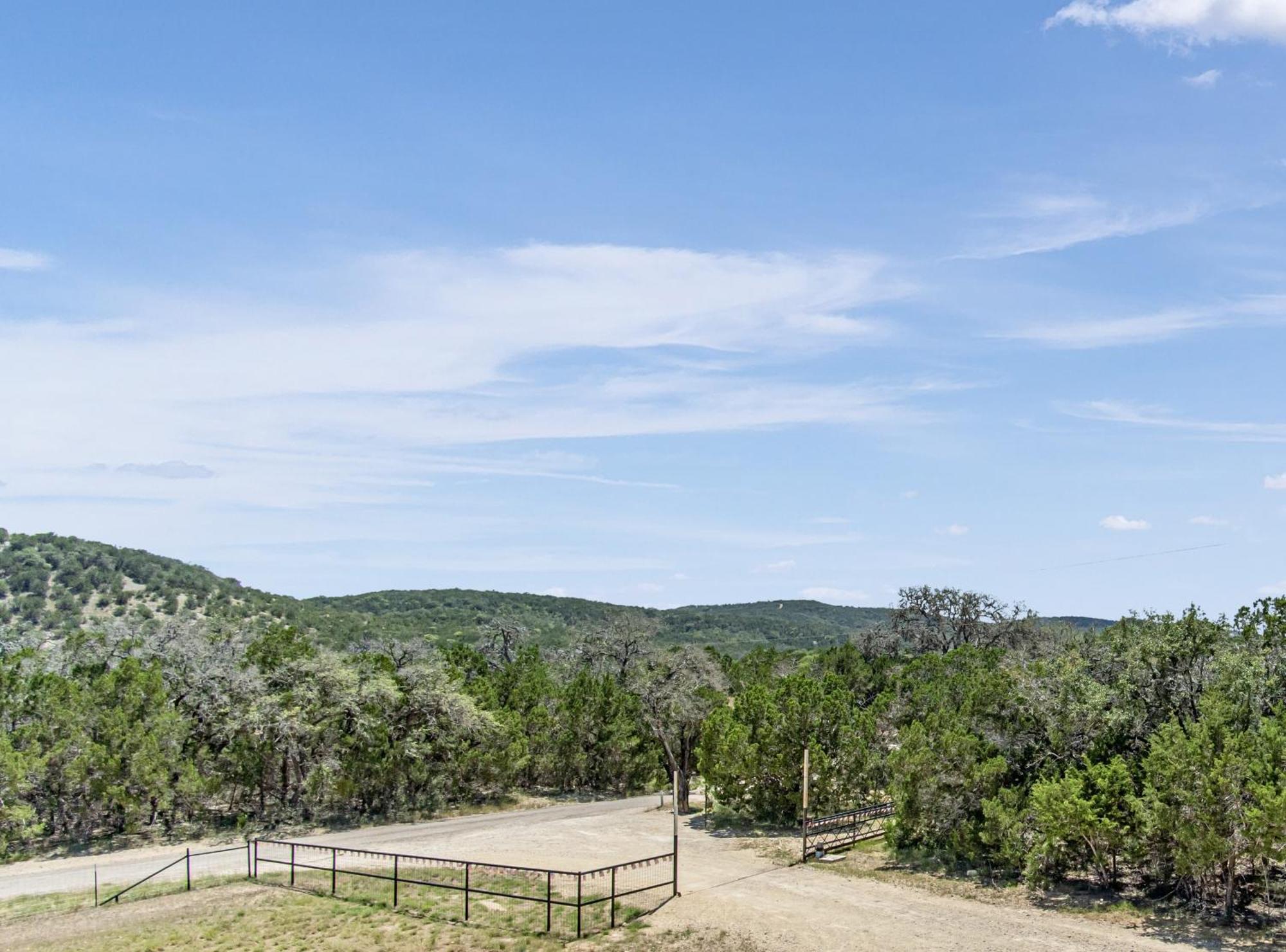 Lucky Star Ranch - Stargazer Hotell Tarpley Eksteriør bilde