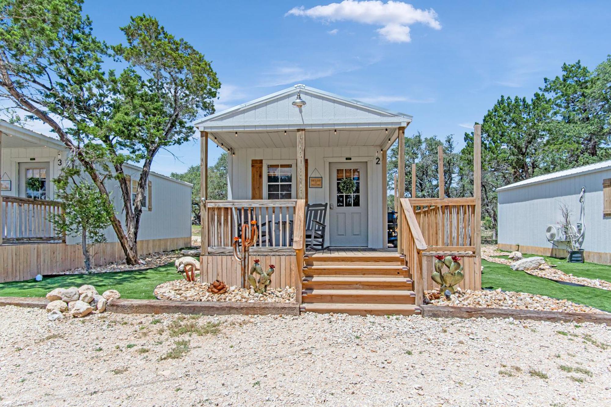 Lucky Star Ranch - Stargazer Hotell Tarpley Eksteriør bilde